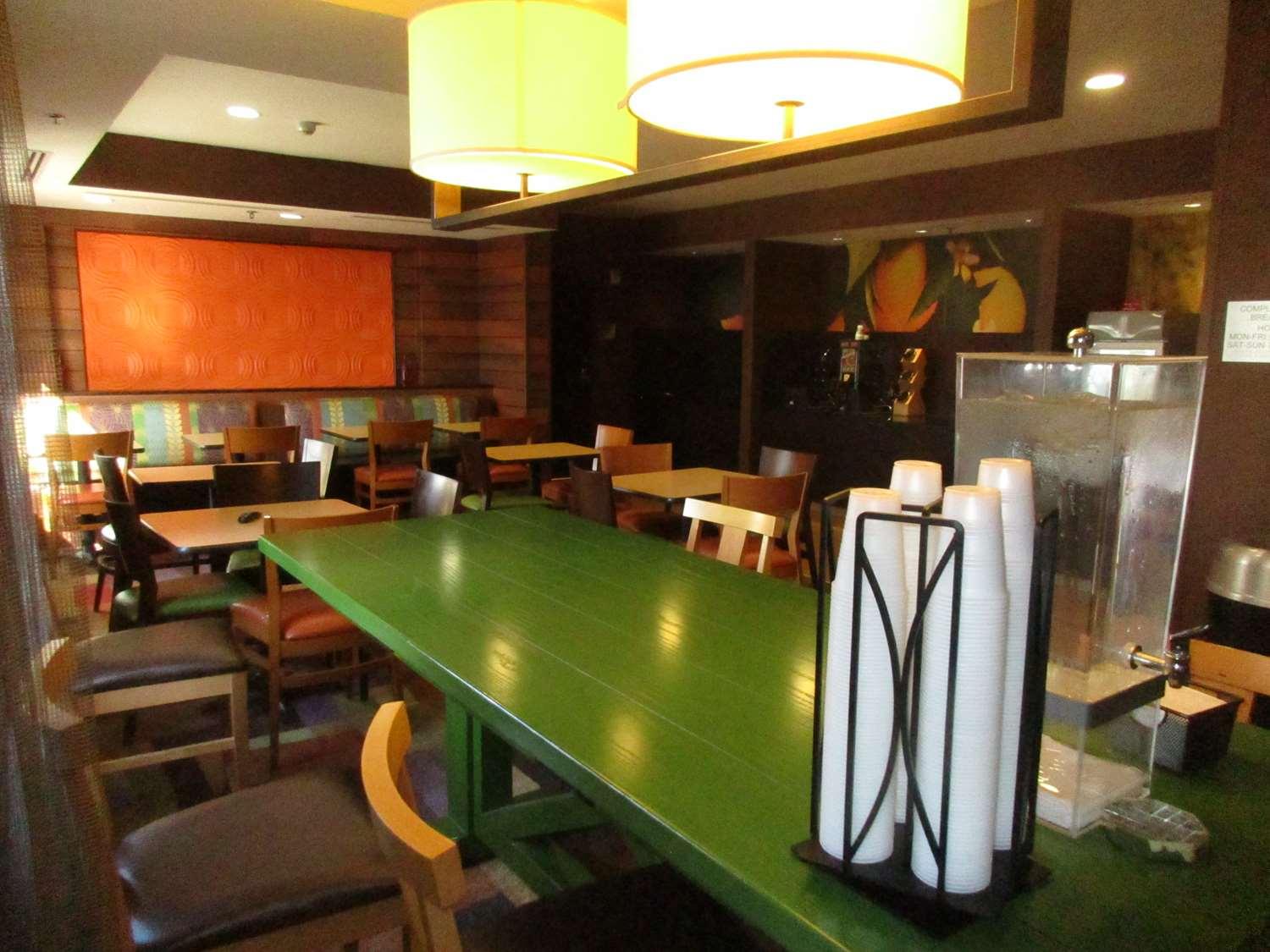 Country Inn & Suites By Radisson, Lsu - Medical Corridor Baton Rouge Kültér fotó