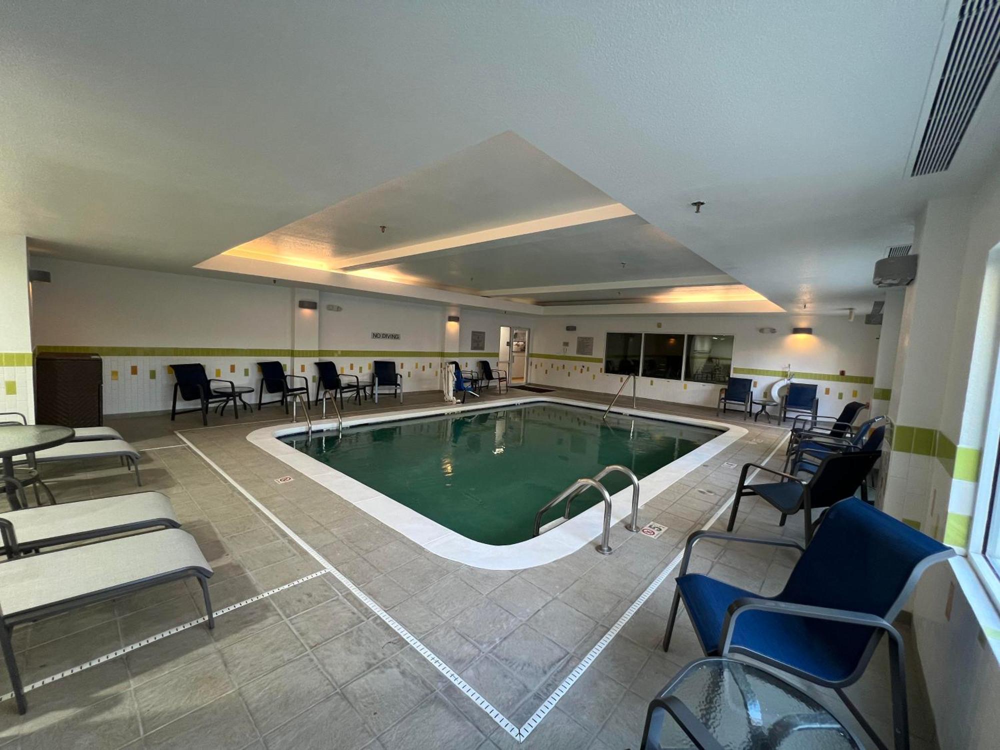 Country Inn & Suites By Radisson, Lsu - Medical Corridor Baton Rouge Kültér fotó